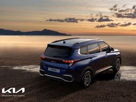 Kia Carens, three-row recreational vehicle, debuts in India with six standard airbags across variants Kia Carens, three-row recreational vehicle, debuts in India with six standard airbags across variants