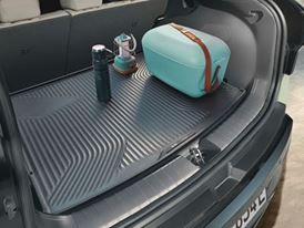 Kia introduces world’s first car accessory made using recycled plastic from the Great Pacific Garbage Patch Kia introduces world’s first car accessory made using recycled plastic from the Great Pacific Garbage Patch