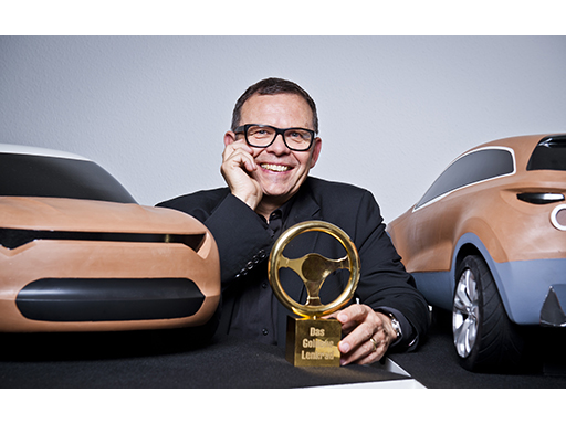 Golden Steering Wheel for Peter Schreyer Golden Steering Wheel for Peter Schreyer