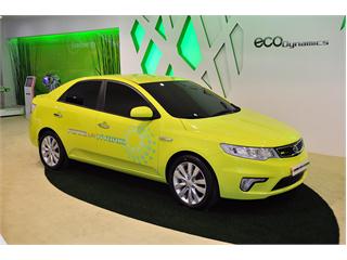 Kia Introduces the New Forte LPI Hybrid at 2009 Seoul Motor Show – Press Conference Video Available