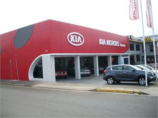 Kia Blasts Off in SPACE Race