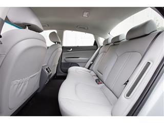 Kia to Unveil Optima Plug-in Hybrid, The Next Step in its 'green' Car Revolution