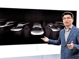 Kia Motors accelerates business transformation  to become a leading EV brand Kia Motors accelerates business transformation  to become a leading EV brand