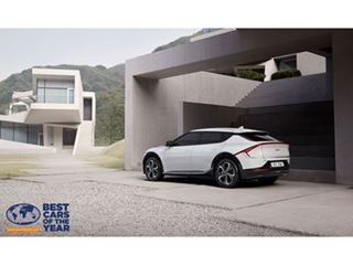 Hyundai IONIQ 5 and Kia EV6 Crowned World Champions at the Inaugural ‘Best Cars of the Year’ Awards Hyundai IONIQ 5 and Kia EV6 Crowned World Champions at the Inaugural ‘Best Cars of the Year’ Awards