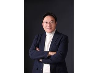 Hyundai-Kia’s Head of Battery and H₂ Fuel Cell Development Chang Hwan Kim Elected as President of FISITA from ’25-’27 Hyundai-Kia’s Head of Battery and H₂ Fuel Cell Development Chang Hwan Kim Elected as President of FISITA from ’25-’27