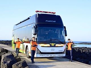 Hyundai Motor Group Donates Hydrogen Fuel Cell Support Bus for Firefighters’ Recovery in the Line of Duty Hyundai Motor Group Donates Hydrogen Fuel Cell Support Bus for Firefighters’ Recovery in the Line of Duty