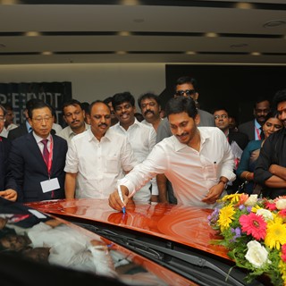 Honorable Chief Minister of Andhra Pradesh Shri Y. S. Jagan Mohan Reddy signing on Kia Seltos