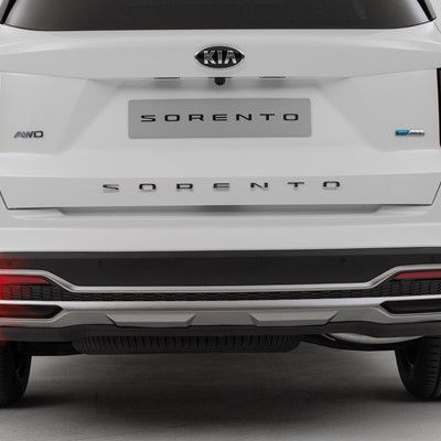 The new Kia Sorento - full rear bumper