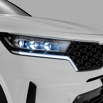 The new Kia Sorento - Front grille with headlights
