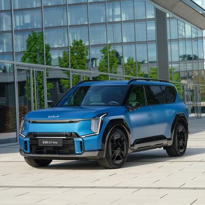 The Kia EV9 Wins Luxury Category in German Car of the Year 2024 Awards