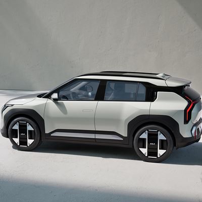 Kia Global Media Center : Kia EV3 delivers elevated electric SUV ...