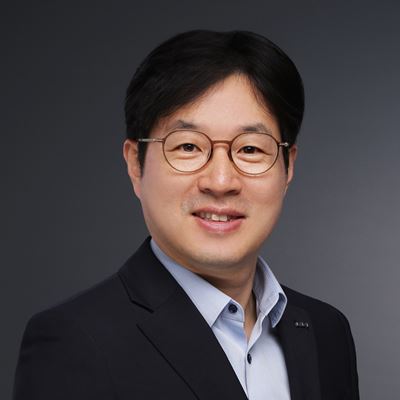 Tae Hun Lee, EVP, Kia