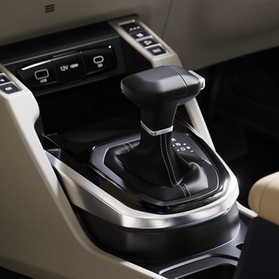 Kia Carens Clavis Interior