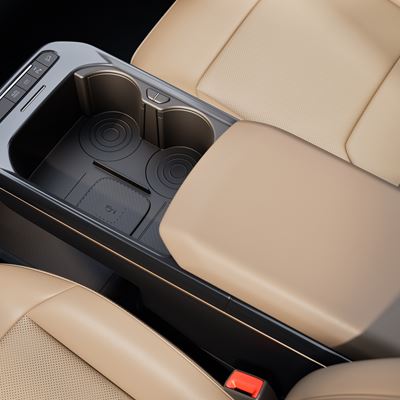 EV5 - STD Interior - center console