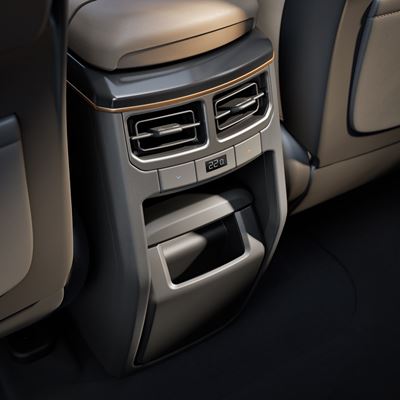 EV5 - STD Interior - rear console