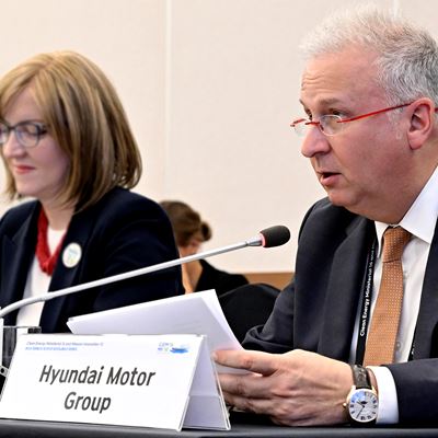 Hyundai Motor Group Presents  Hydrogen Vision for Energy Transition at CEM16