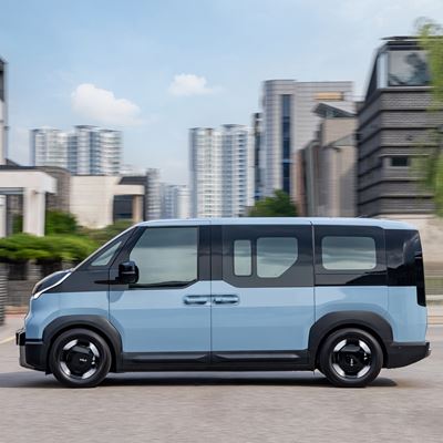 PV5 Passenger Frost Blue Dynamic
