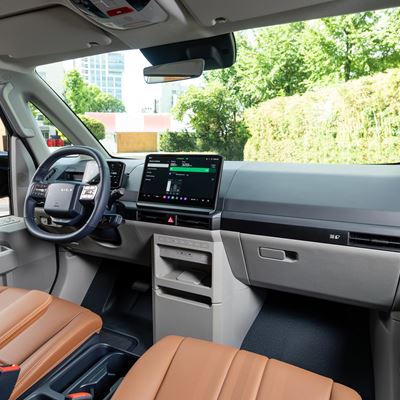 PV5 Passenger Frost Blue Detail