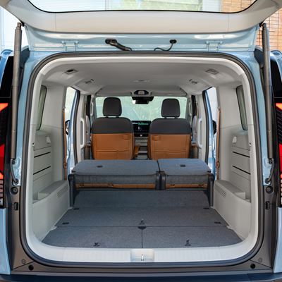 PV5 Passenger - Frost Blue - Detail