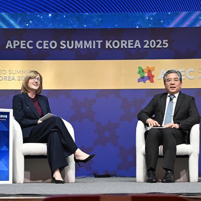 HMG Advances Hydrogen Vision in Dialogue at APEC CEO Summit Korea 2025 HMG Advances Hydrogen Vision in Dialogue at APEC CEO Summit Korea 2025