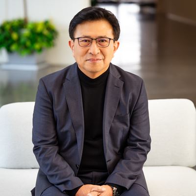 Seung Kyu Yoon - President and Head of Kia North America