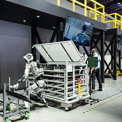 Hyundai Motor Group Marks CES 2026 with AI Robotics Announcements and Accolades