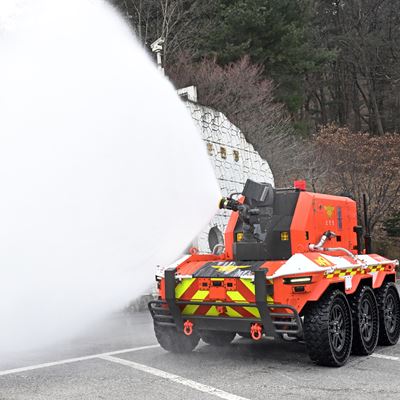 Hyundai Motor Group Donates Unmanned Firefighting Robots to Korea National Fire Agency for Safeguarding Firefighters