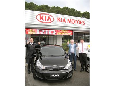 Kia owner jumps the start with all-new Rio