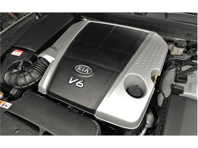 Kia Quoris (Engine)