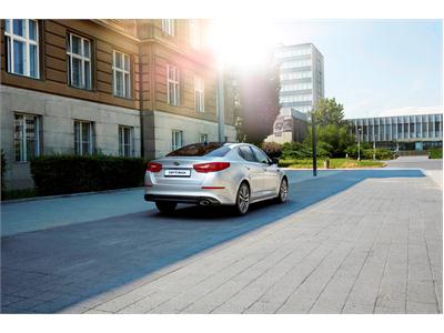 Refreshed Kia Optima 2