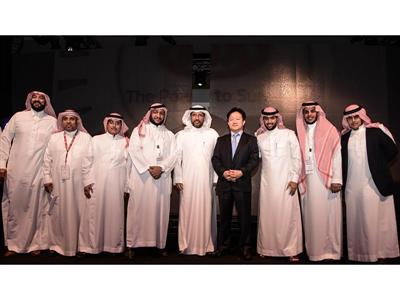 Kia Middle East and Africa collaborates with Google and AlJabr Automotive to launch the new Sorento and Carnival in The Kingdom of Saudi Arabia Kia Middle East and Africa collaborates with Google and AlJabr Automotive to launch the new Sorento and Carnival in The Kingdom of Saudi Arabia