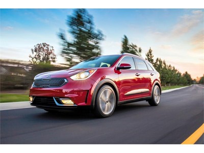 All-new 2017 Niro Hybrid Utility Vehicle arrives in the Windy City for global debut at Chicago Auto 