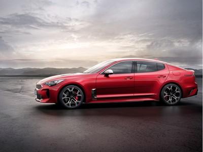 Kia Stinger GT Exterior (1)_EU Spec