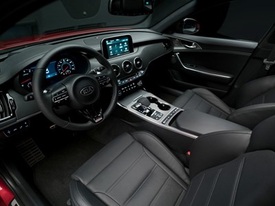 Kia Stinger GT Interior (2)_US Spec