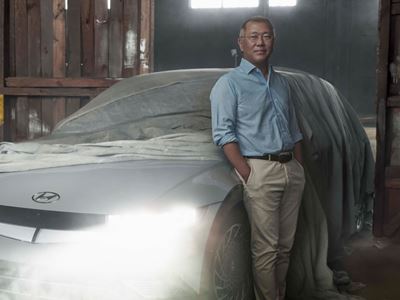 Hyundai Motor Group Executive Chair Euisun Chung Named MotorTrend Person of the Year, Topping Its 20