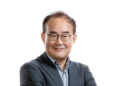 Yong Hwa Kim, Chief Technology Officer of revamped R&D organization