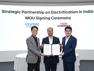 (from left) Duk Gyo Jeong, Head of Electric Vehicle Parts Purchasing Sub-Division of Hyundai Motor and Kia; Dr. Mandar V