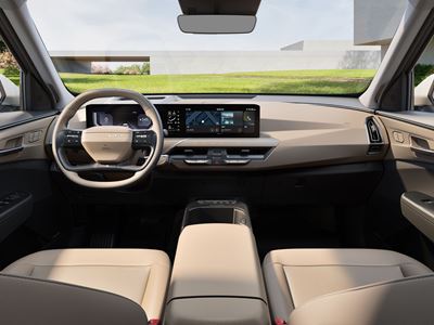 EV5 - STD Interior - front