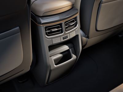 EV5 - STD Interior - rear console