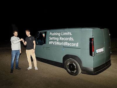 Kia PV5 Cargo sets a GUINNESS WORLD RECORDS™ title Kia PV5 Cargo sets a GUINNESS WORLD RECORDS™ title