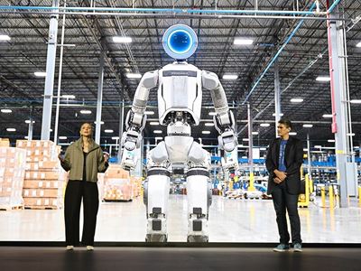 (From left) Aya Durbin, Humanoid Application Product Lead at Boston Dynamics; Zachary Jackowski, Vice President and Gene