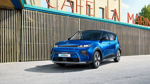 all-electric-kia-e-soul-to-make-european-debut-in-geneva-with-more-power--driving-range-and-technolo