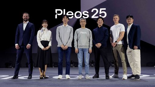 from left Noah Zych Head of Autonomous Mobility and Delivery at Uber Jaeyeon Jung Executive Vice President and