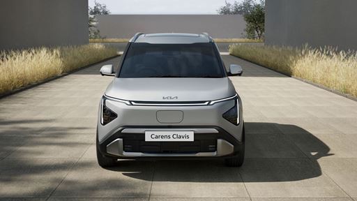 Kia Carens Clavis EV Front