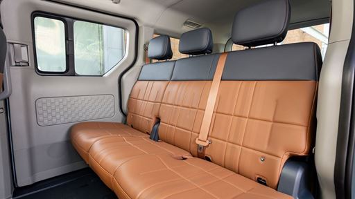 PV5 Passenger Frost Blue Detail