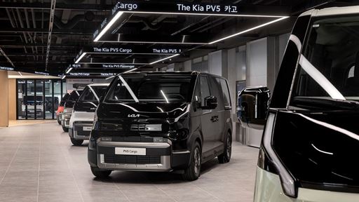 kia-unveils-the-pbv-experience-center