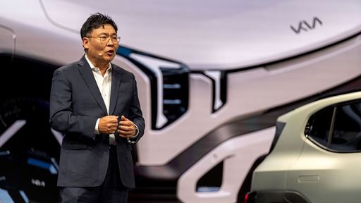 Kia Unveils EV2 at Brussels Motor Show