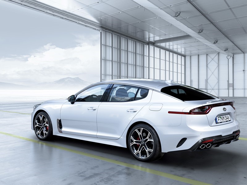 Kia Global Media Center Kia Stinger GT Exterior (11)_EU Spec