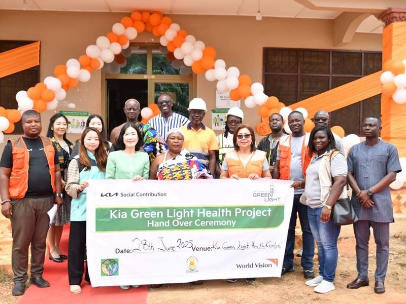 Kia Hands Over Operation of Thriving Green Light Project to Local Ghanaian Government