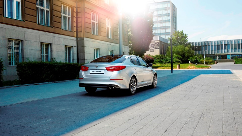 Refreshed Kia Optima 2
